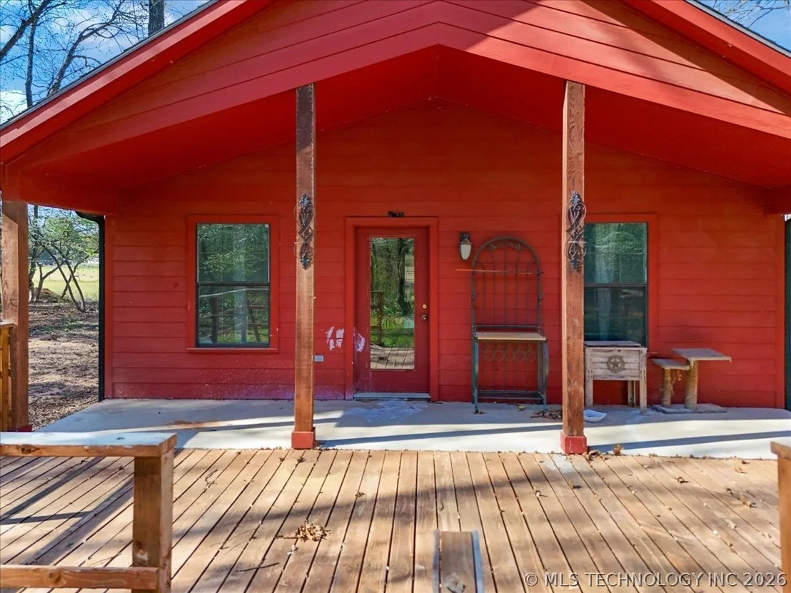 Photo of 2576 Winnett Road