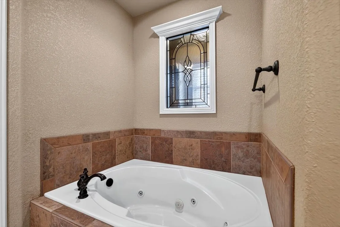 Photo of 23570 Wolf Valley Road