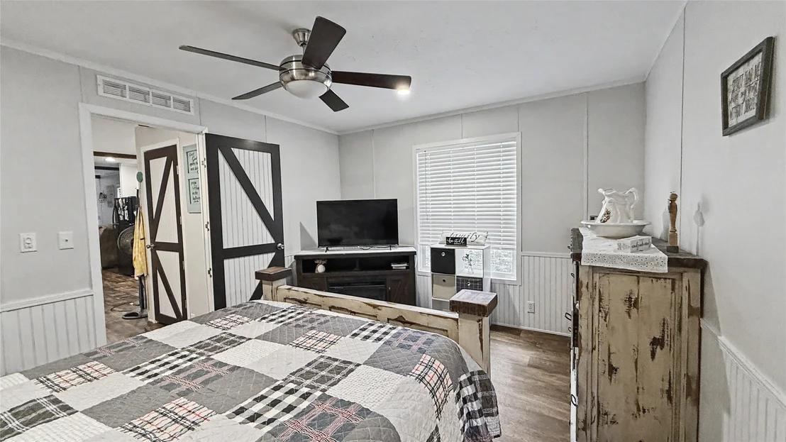 Photo of 10112 Sandstone Road