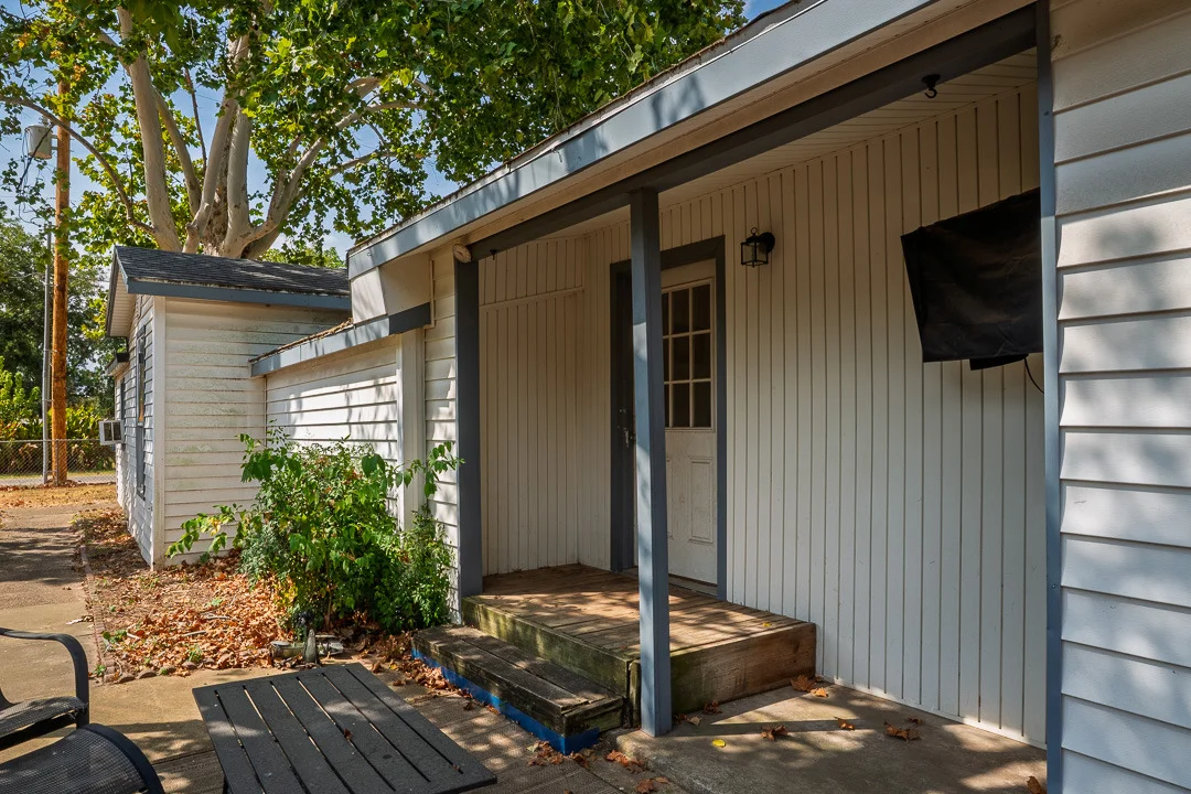 Photo of 608 W Coleman