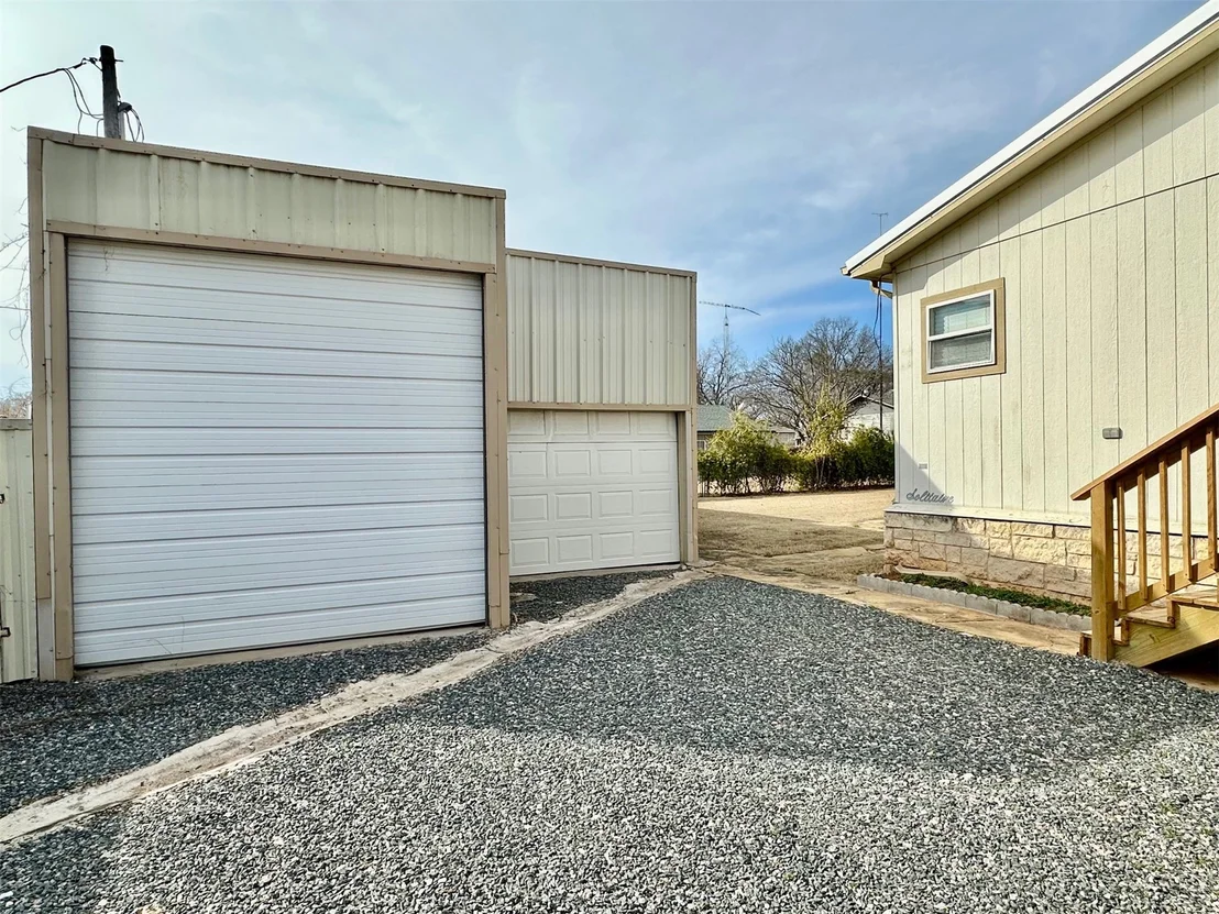 Photo of 3943 Surf Road