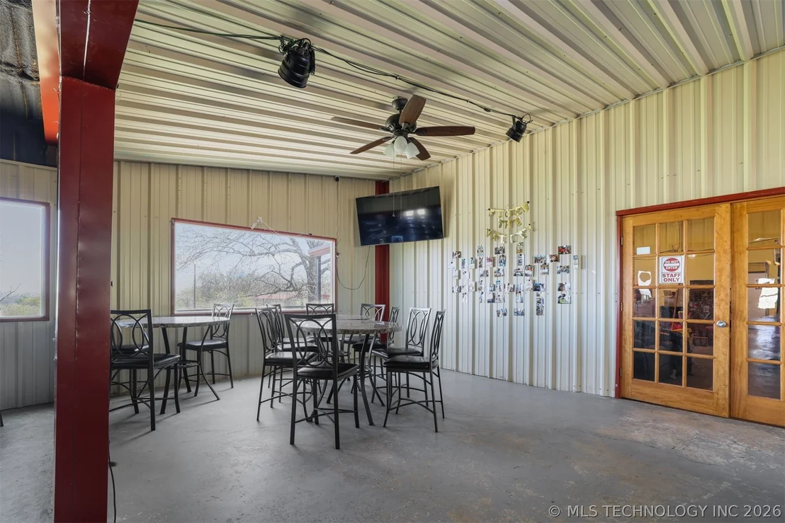 Photo of 3565 Sawmill Road