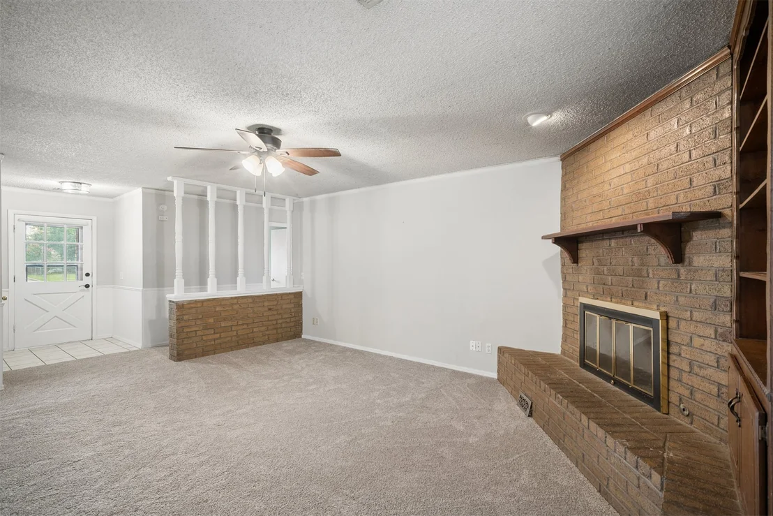 Photo of 903 Holmes