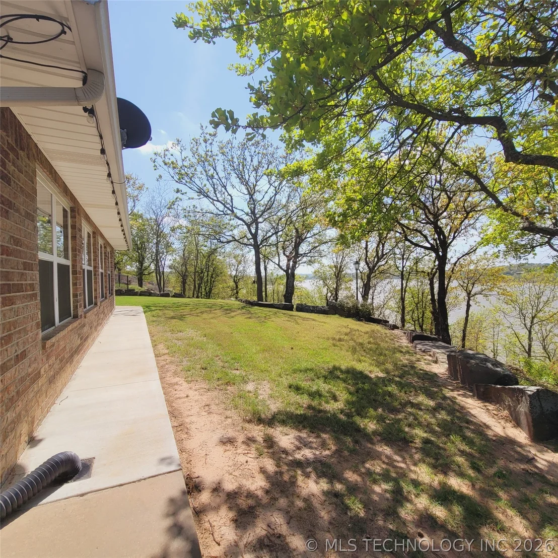 Photo of 324 Falcon Lane