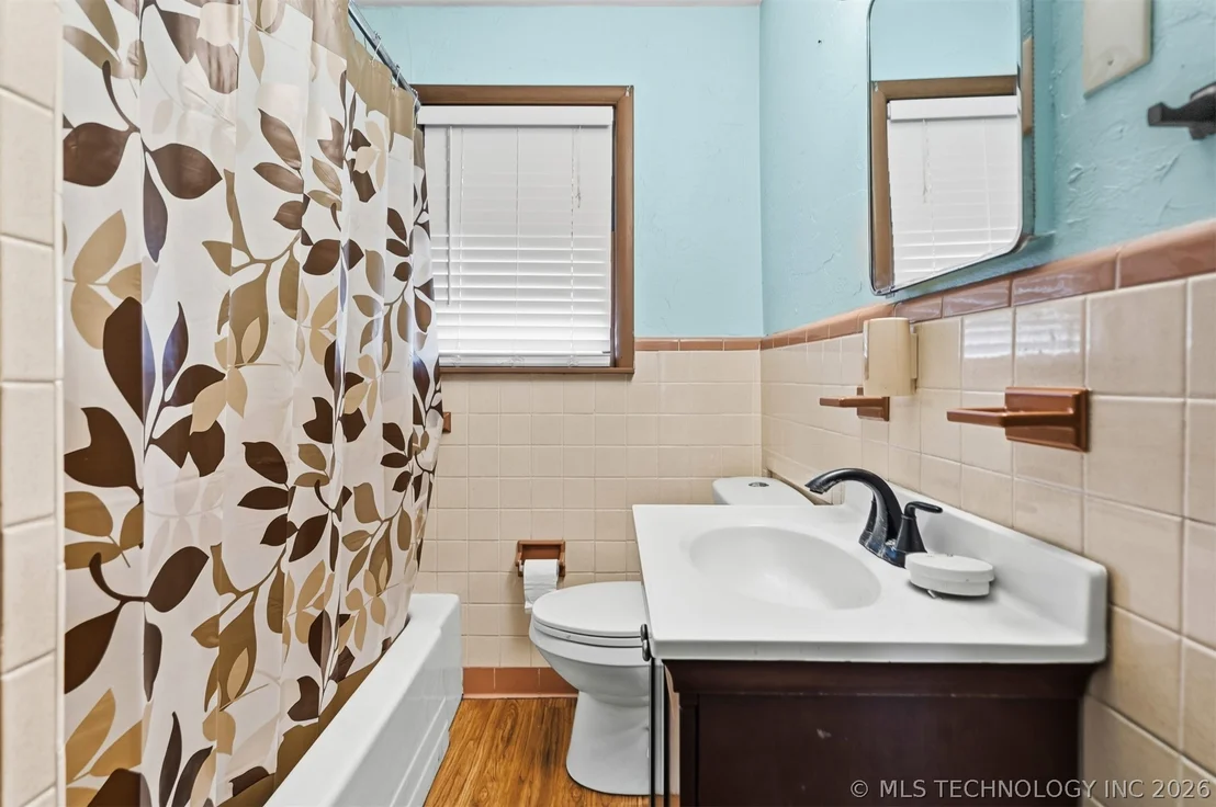Photo of 302 3rd Street