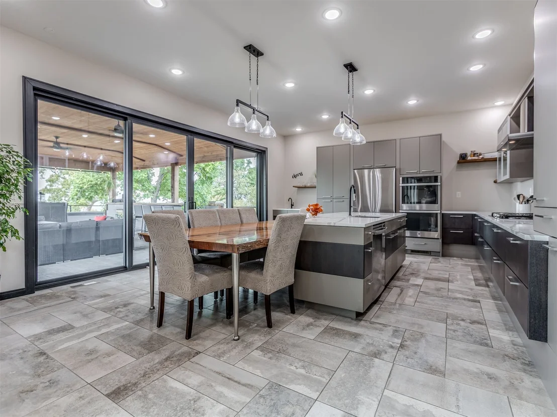 Photo of 1073 Hidden Ridge Road
