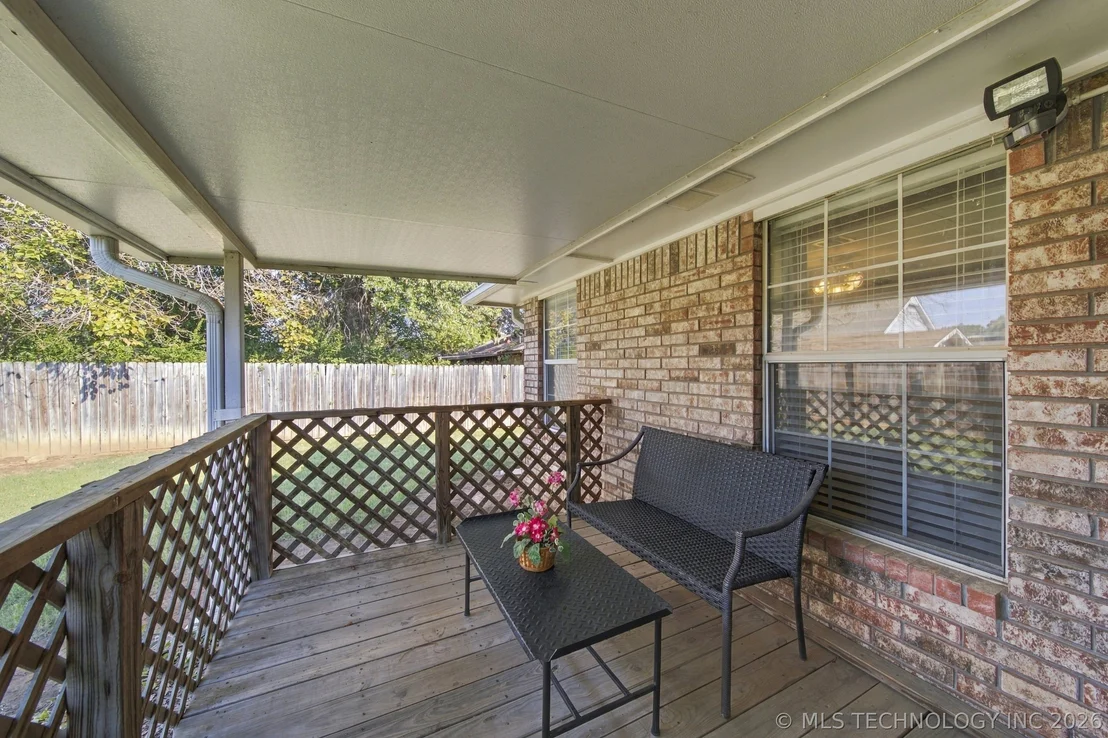 Photo of 2301 Piney Point Avenue