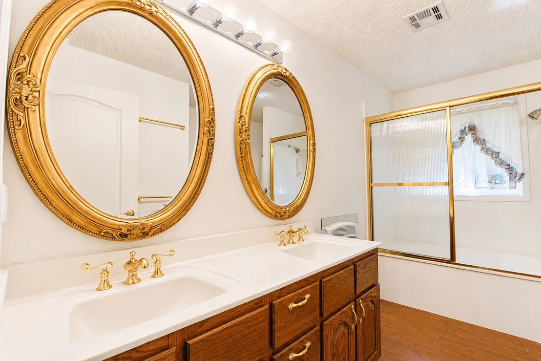 Photo of 3260 Howard Road