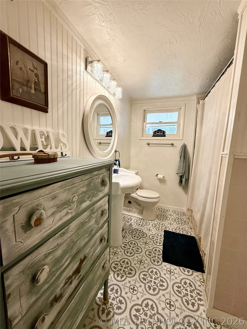 Photo of 501 High Street