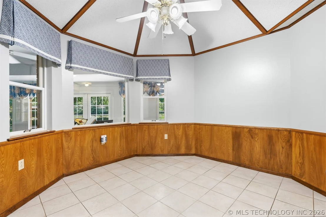 Photo of 521 Circle Drive