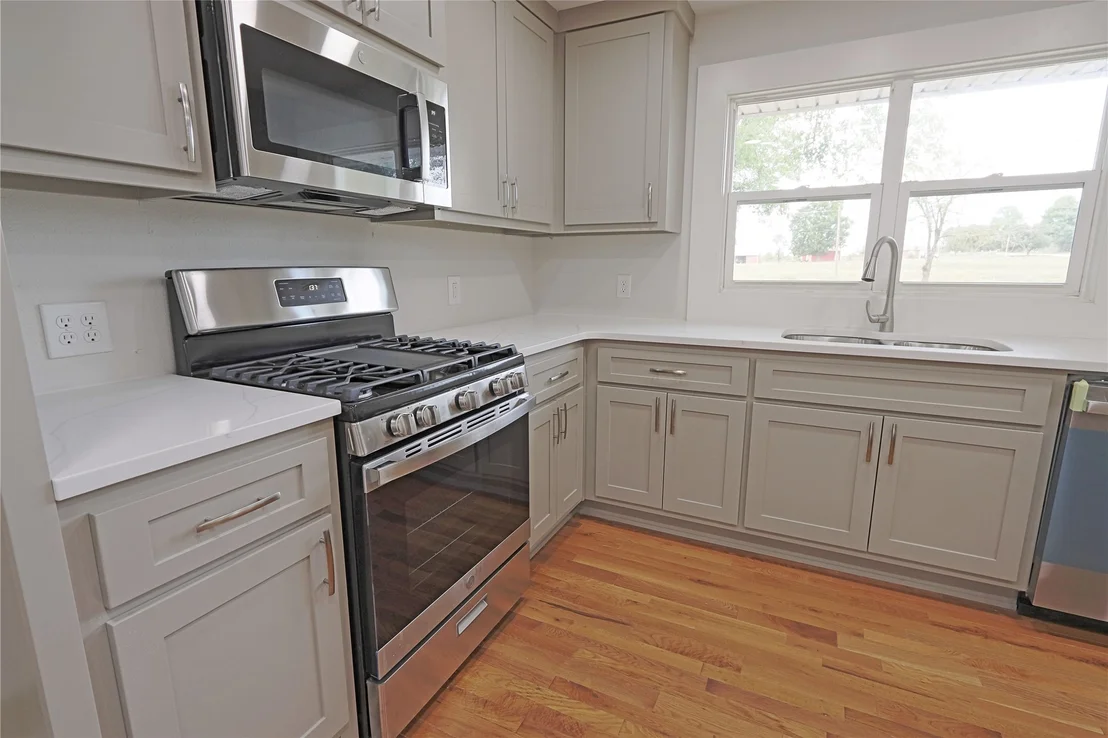 Photo of 8441 Old Taft Road