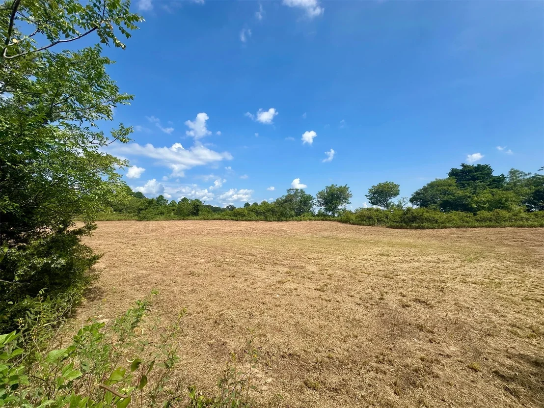 Photo of 21 Pineview Circle