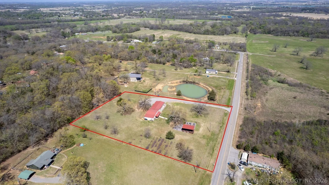 Photo of 3565 Sawmill Road