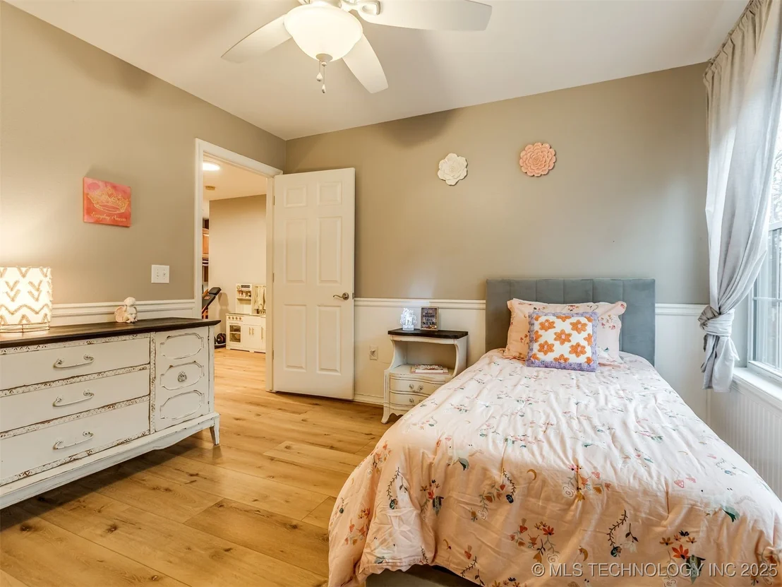 Photo of 2485 Avalon Drive