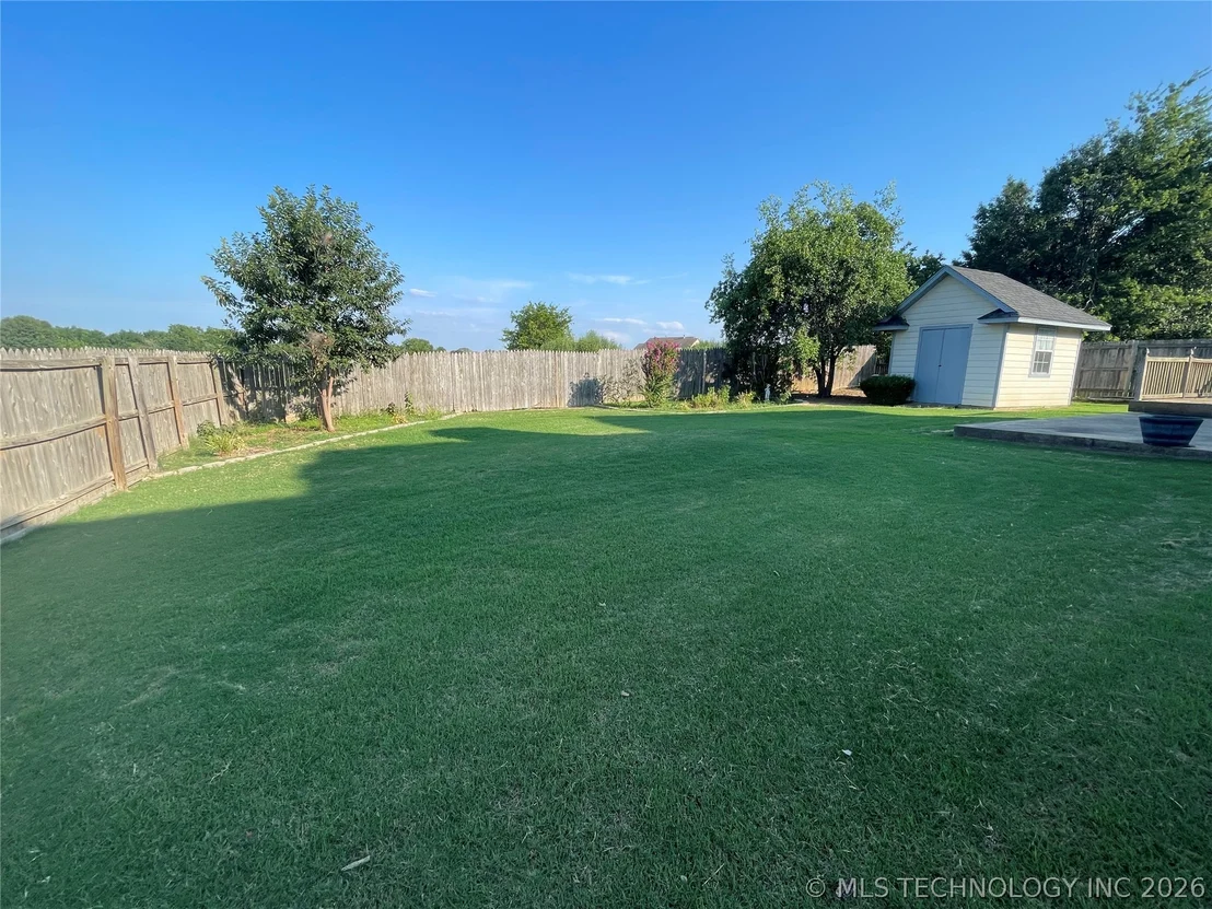Photo of 3700 Shefield