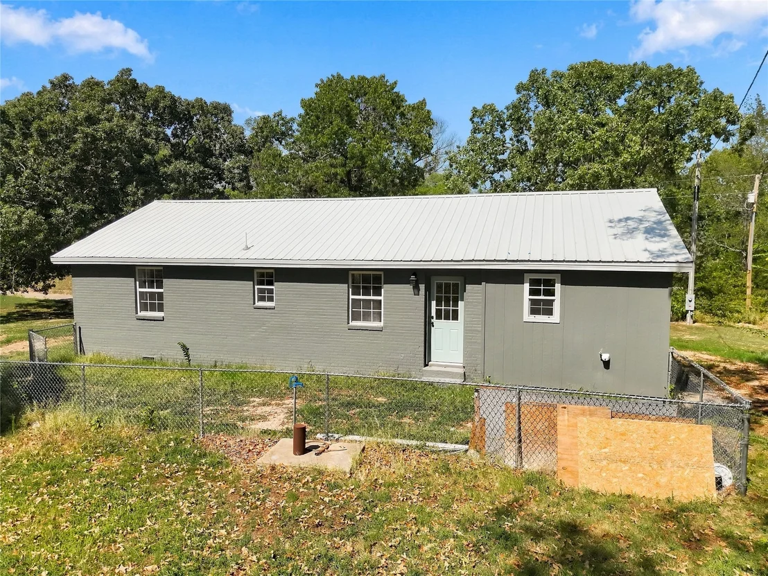 Photo of 471846 E 0840 Road