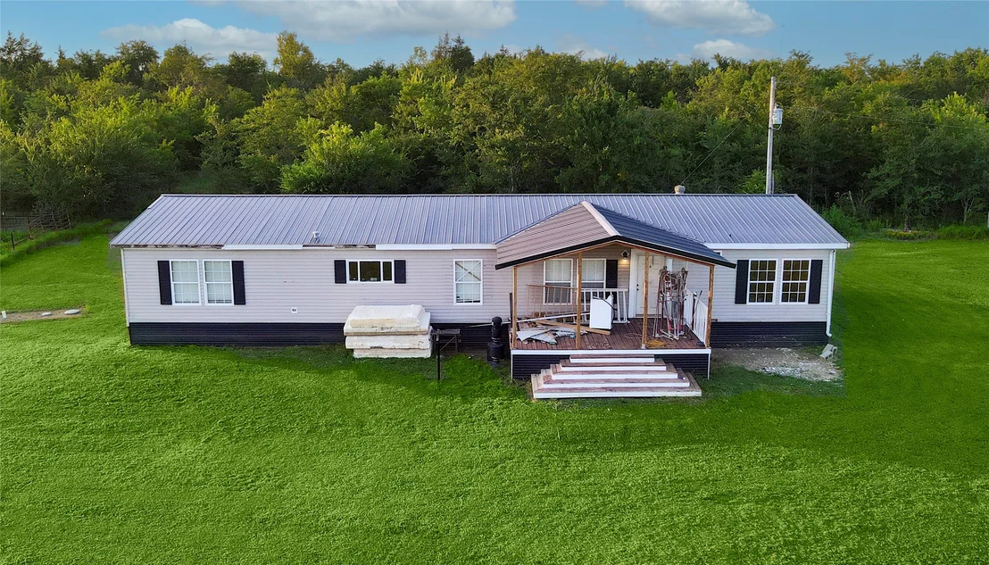Photo of 548 Ti Valley Road