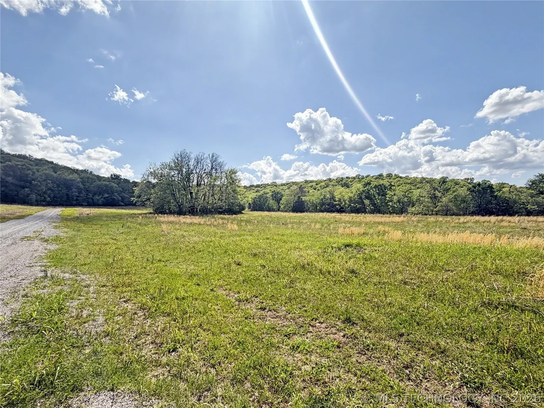 Photo of 428 S Thunder Road