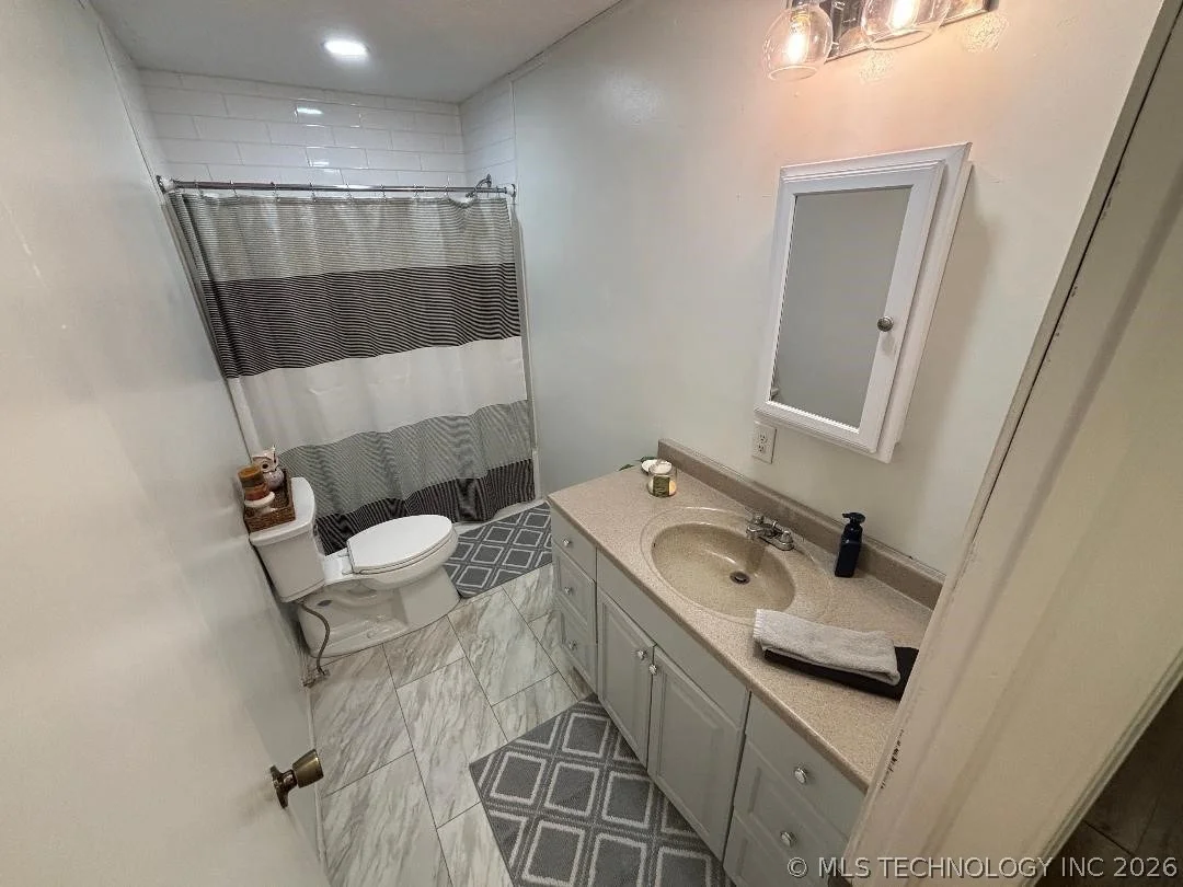 Photo of 411064 E 1180 Road
