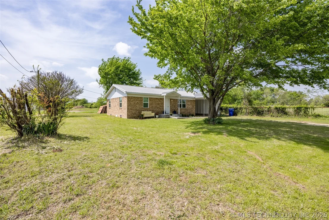 Photo of 647 Sawmill Road