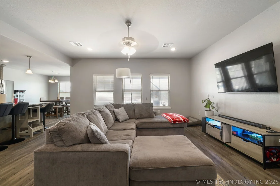 Photo of 571 Lake Meadow Loop
