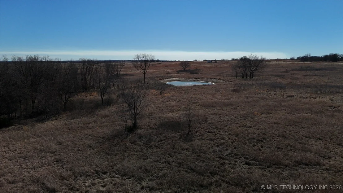 Photo of 01 Holiday Road
