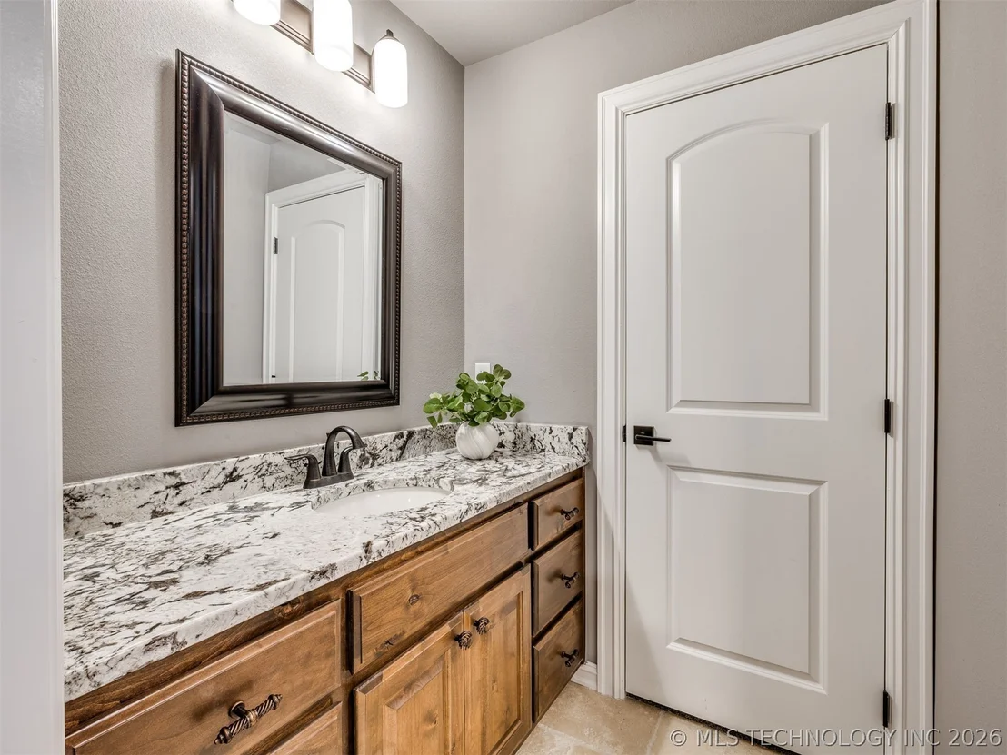 Photo of 11419 S 213th EastAvenue