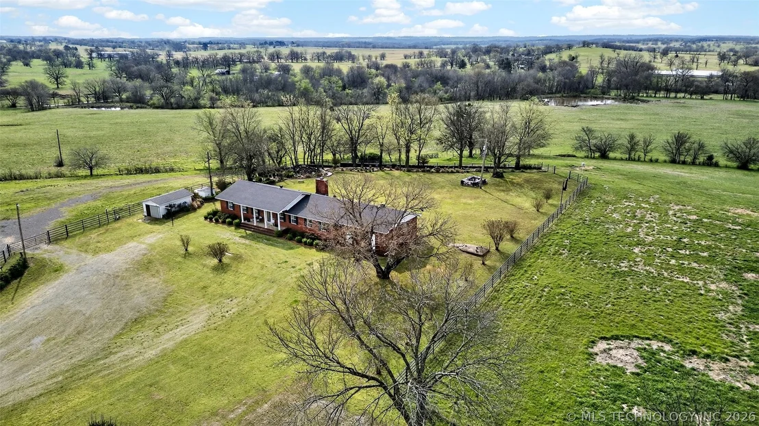Photo of 21185 E Highway 9