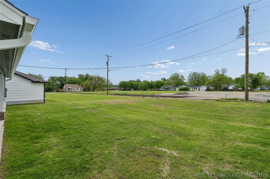 Photo of 1121 E Cherry Street