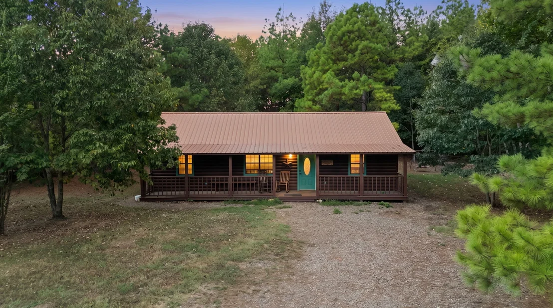 Photo of 609 Canoe Road