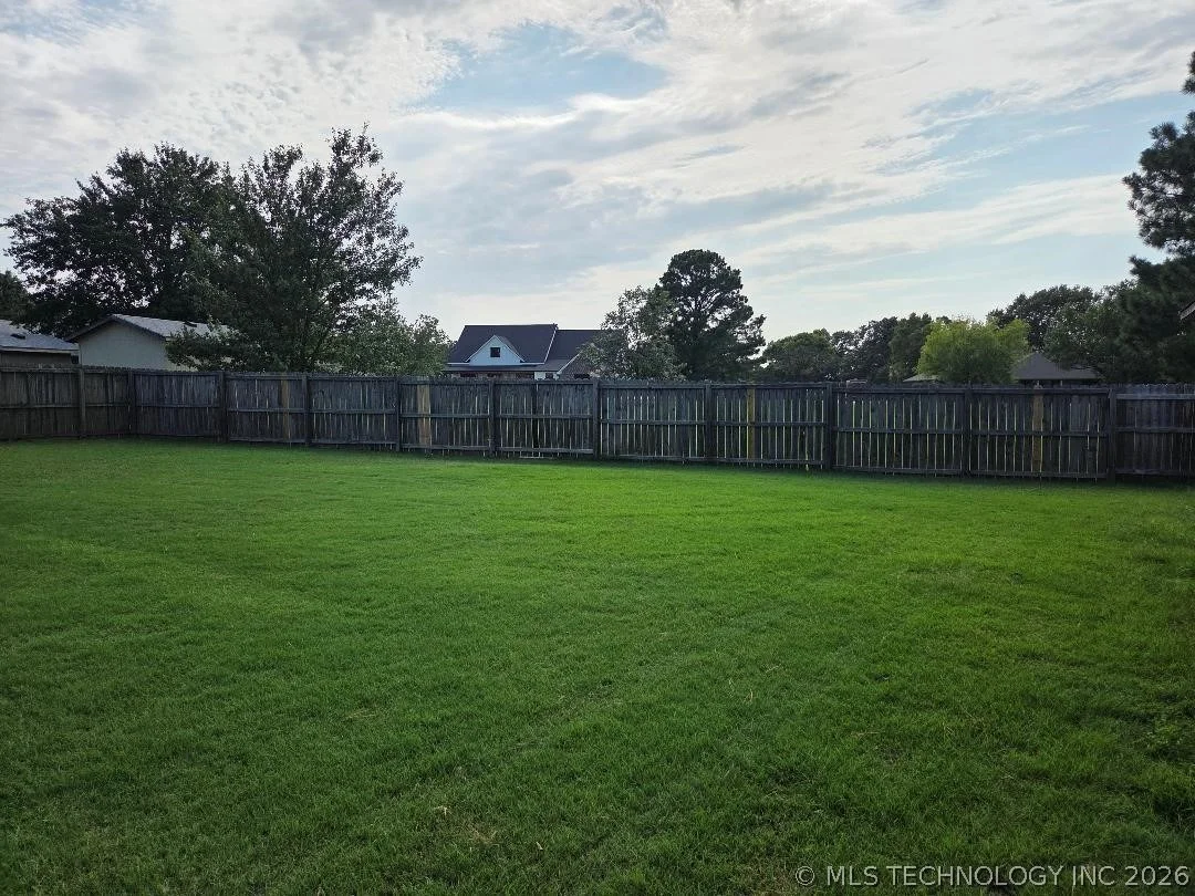 Photo of 77 Dogwood Trail