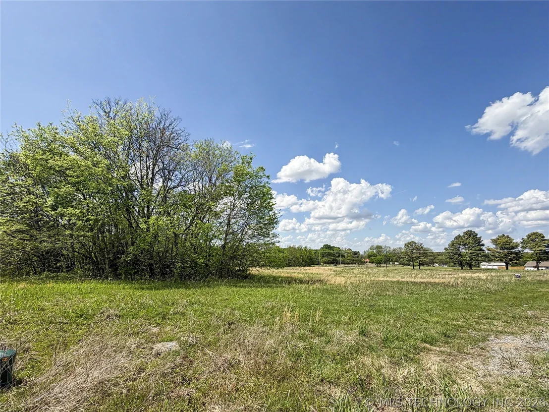 Photo of 428 S Thunder Road