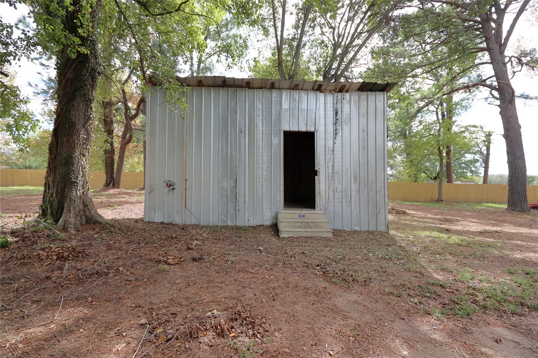 Photo of 8441 Old Taft Road