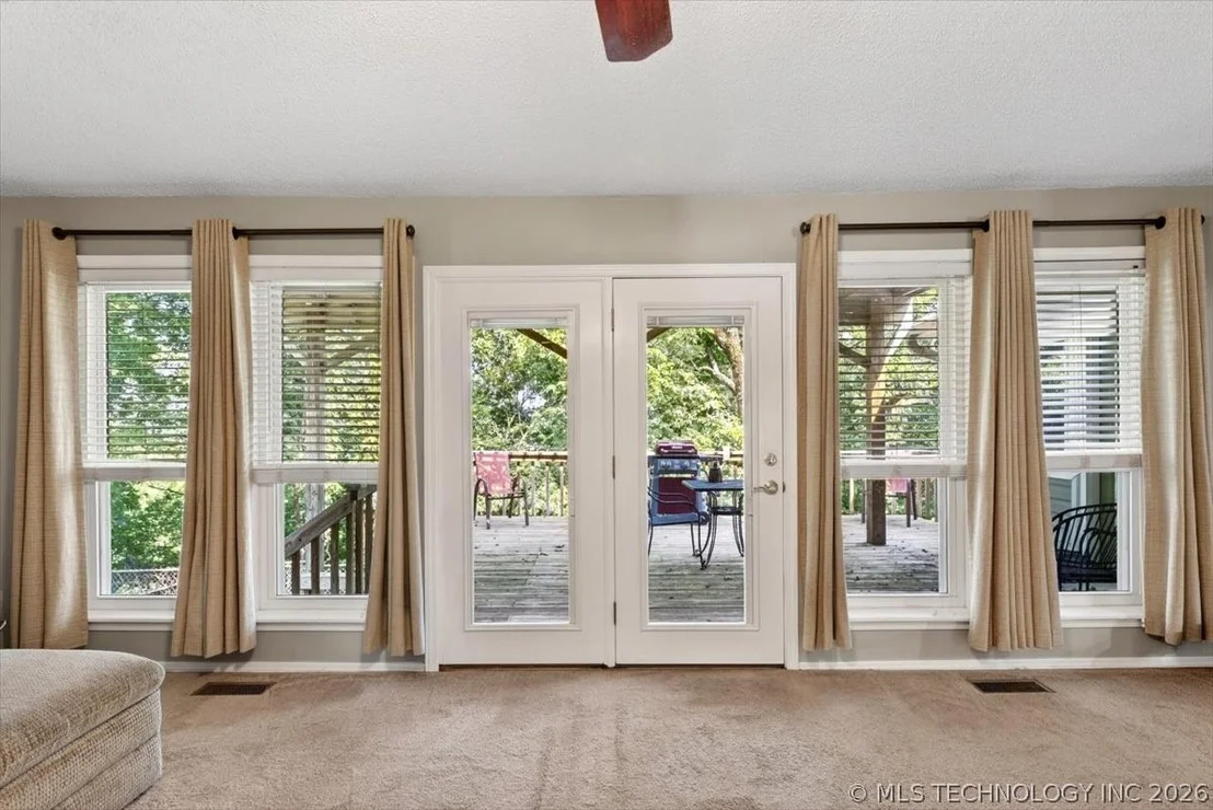 Photo of 36602 Ridge