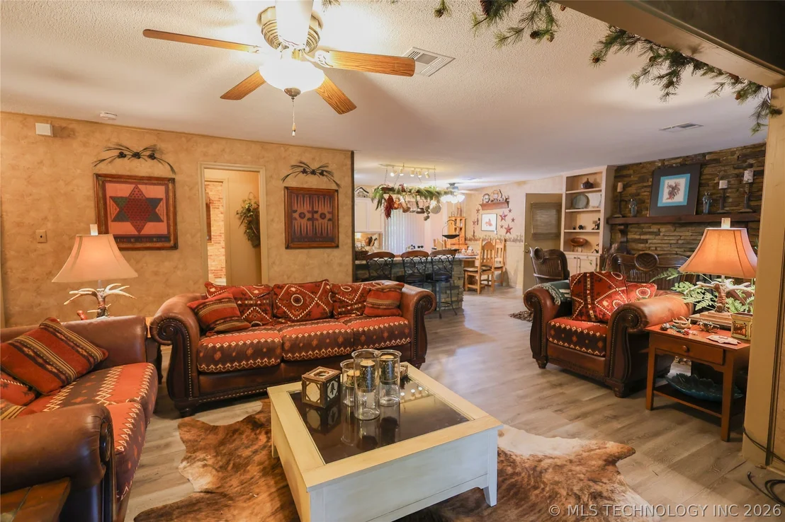 Photo of 445490 Indian Road