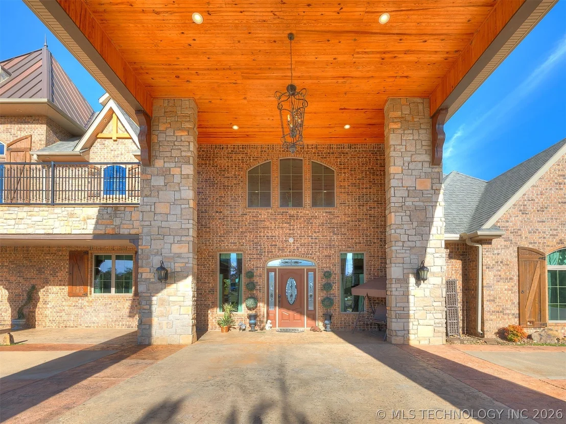 Photo of 414498 E 1170 Road