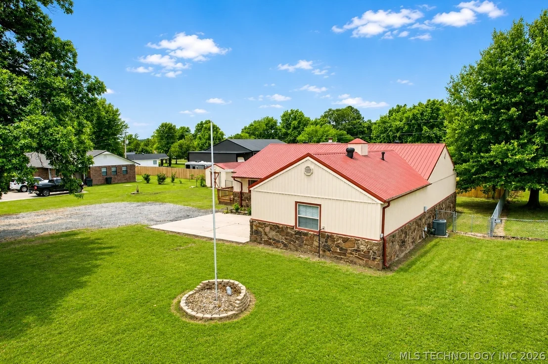 Photo of 237 Hamilton Road