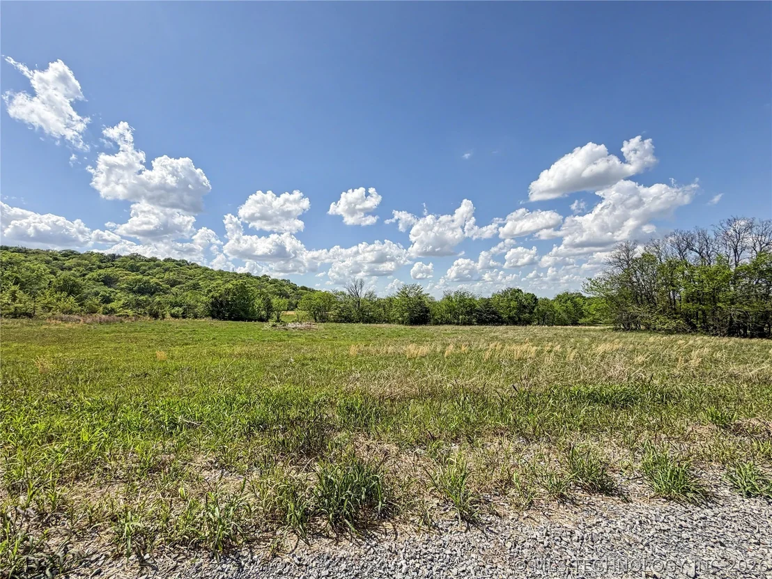 Photo of 420 S Thunder Road