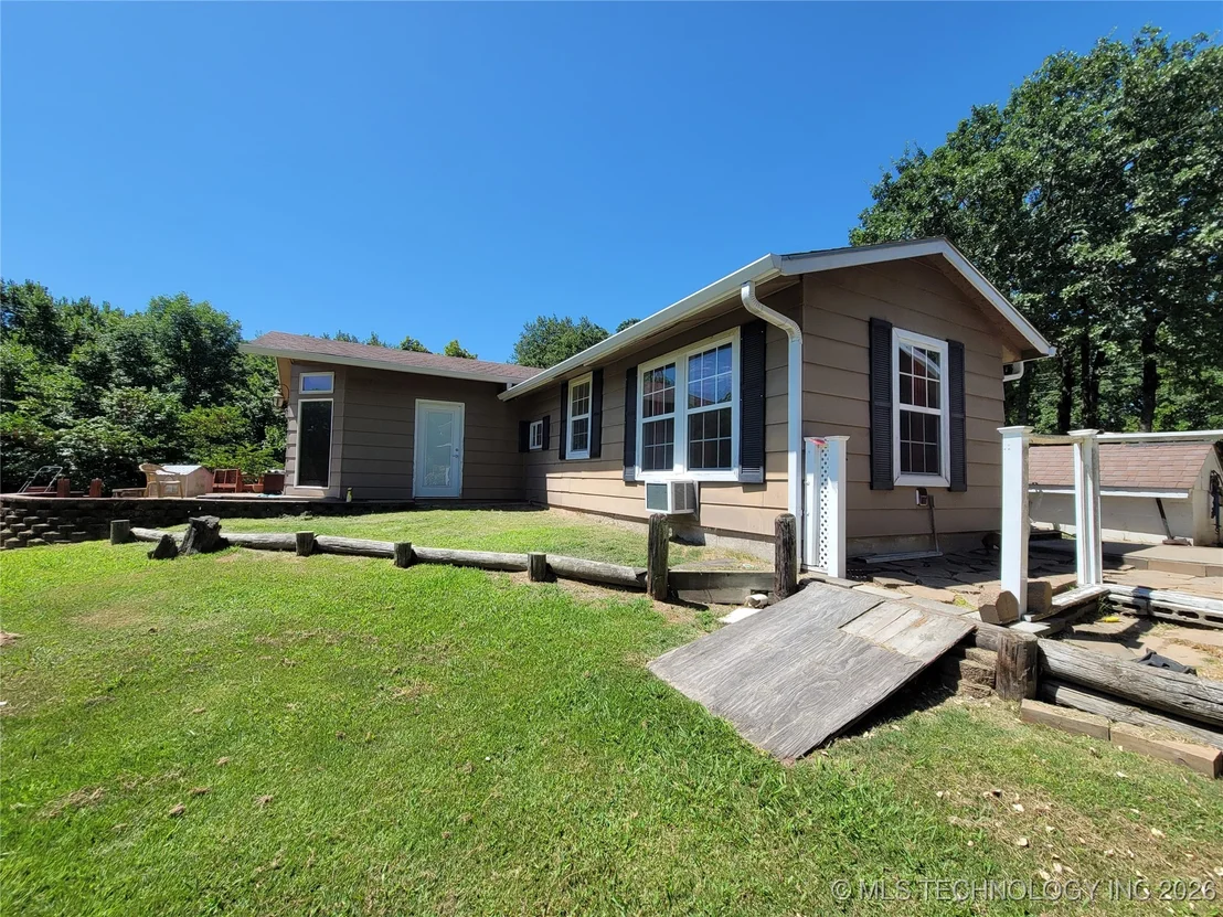 Photo of 395 Bower Road