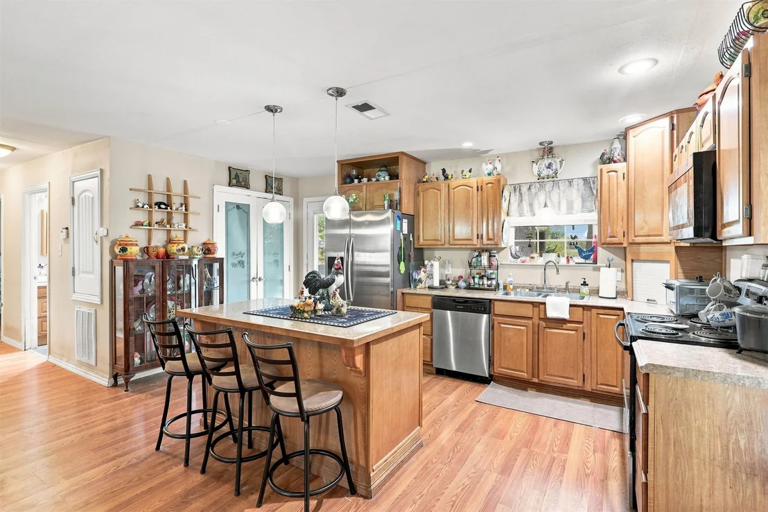 Photo of 208 W Umstead