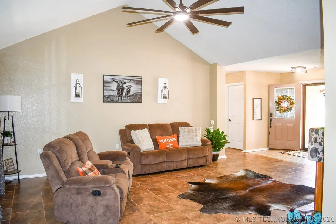 Photo of 1108 Bermuda Drive
