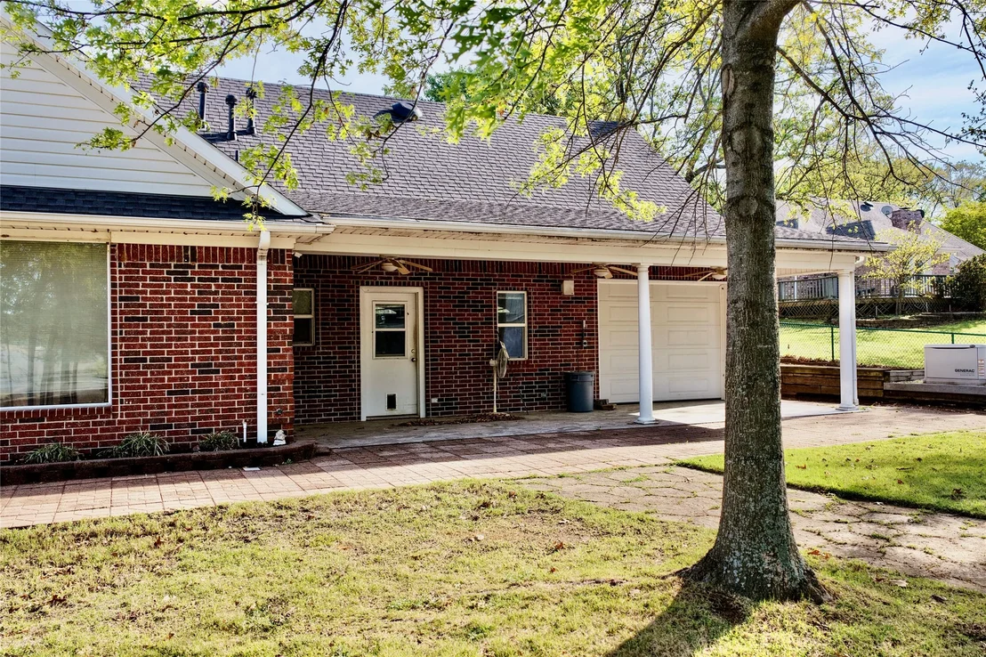 Photo of 25 E Shoreline Drive