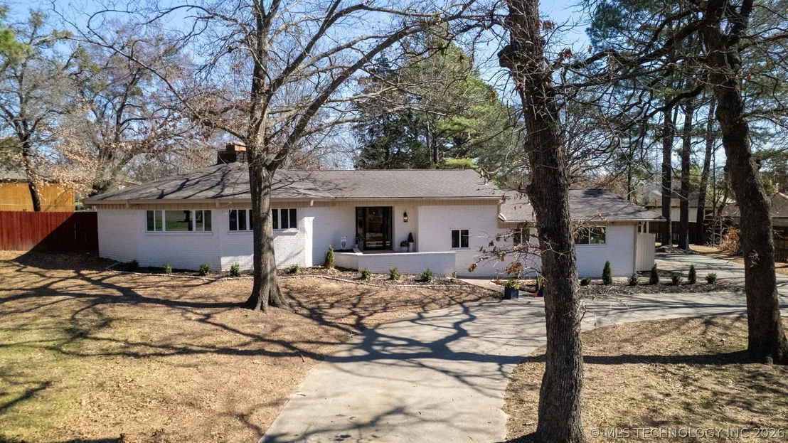 Photo of 2232 Gershwin Drive