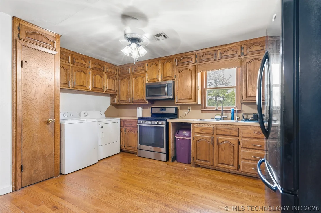 Photo of 302 3rd Street