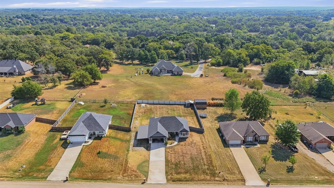 Photo of 140 Oak Lane
