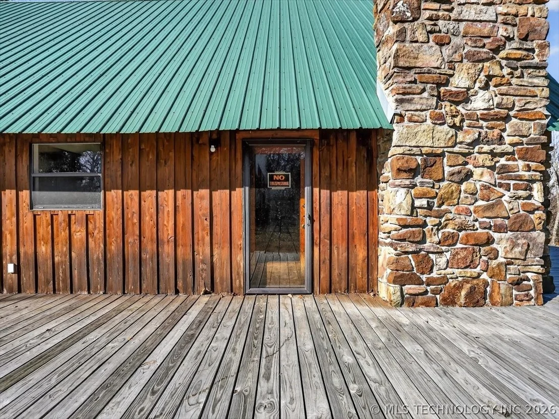 Photo of 22191 Carters Lake Road