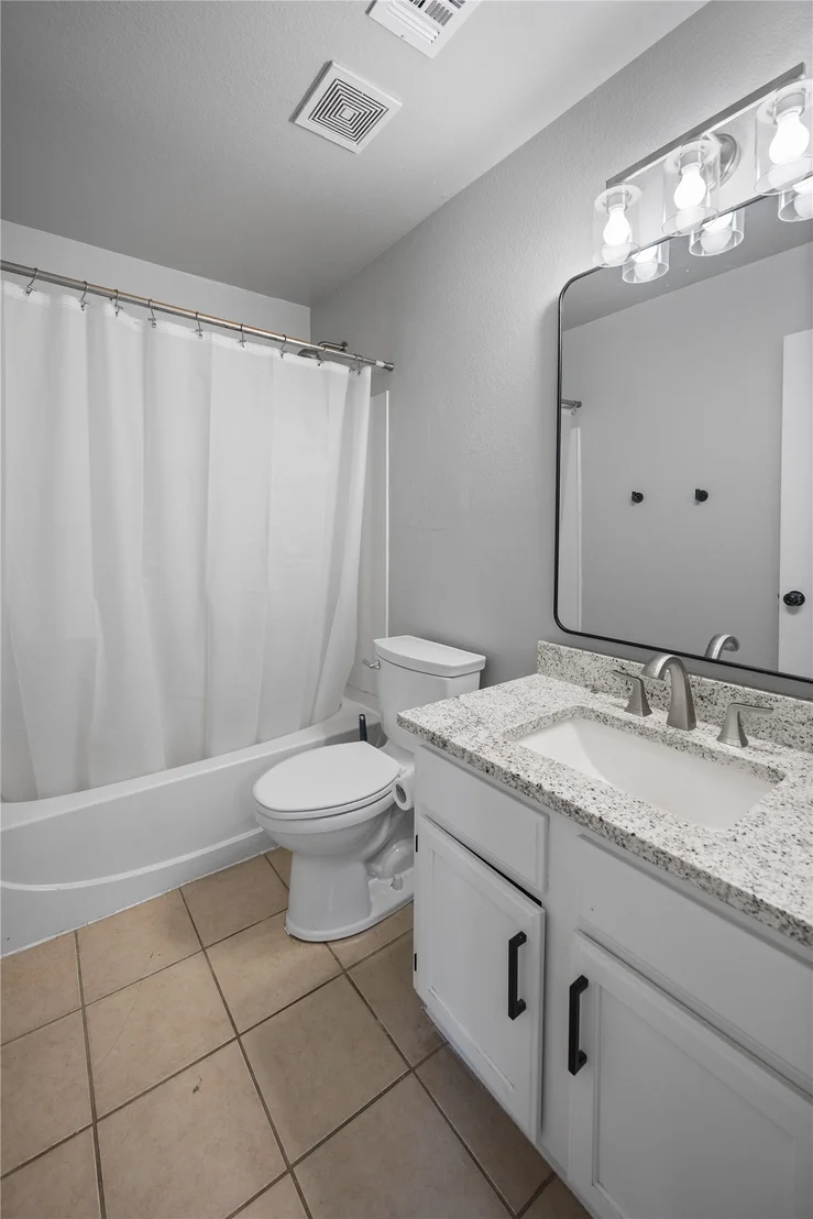 Photo of 4420 W 580