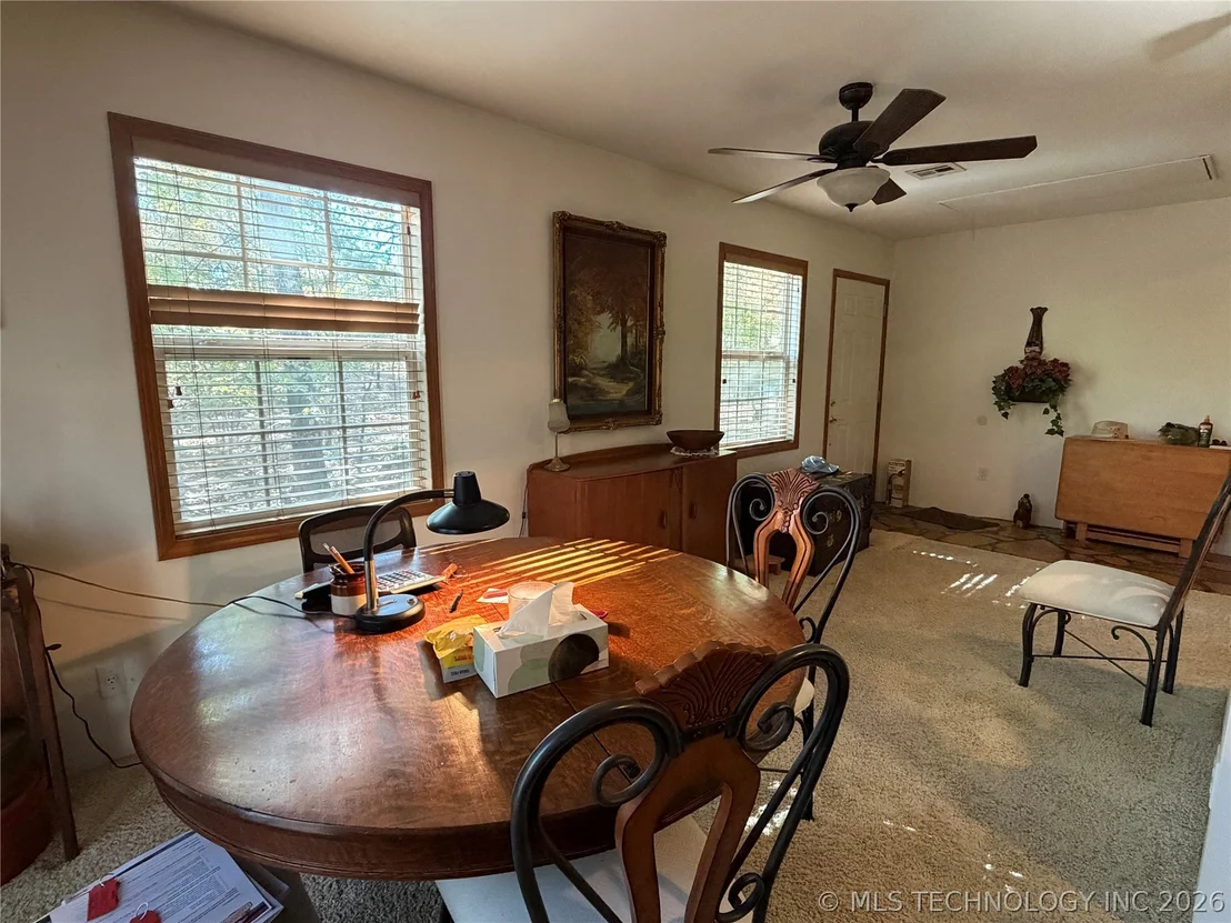Photo of 425671 E 1168 Road