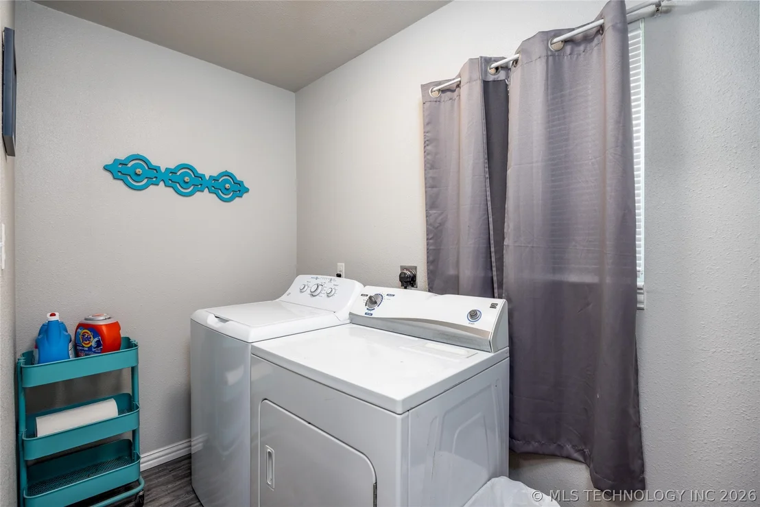 Photo of 647 Sawmill Road