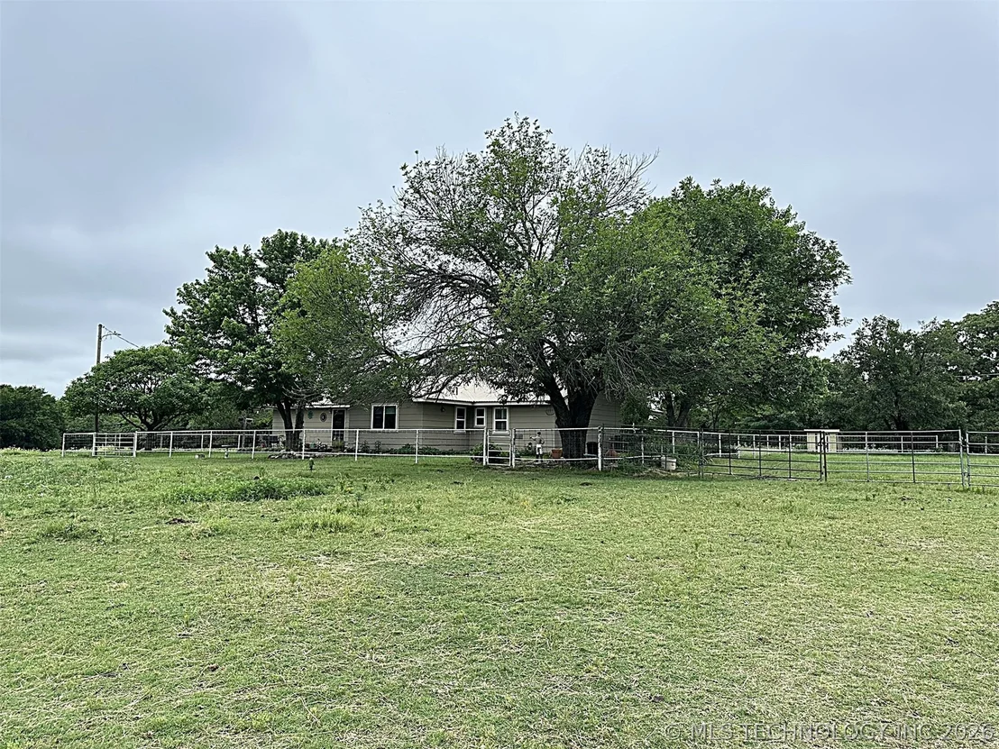 Photo of 1174 Concord